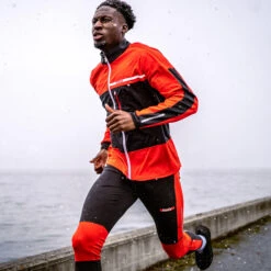 Swix Carbon Light Softshell Jacket M -Swix 12921 99992 environment02