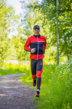 Swix Carbon Light Softshell Jacket M -Swix 12921 99992 environment10